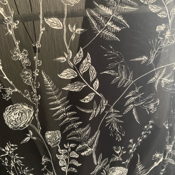 Dynamite Ginger Tie-Front Blouse - Picture 7 of 7